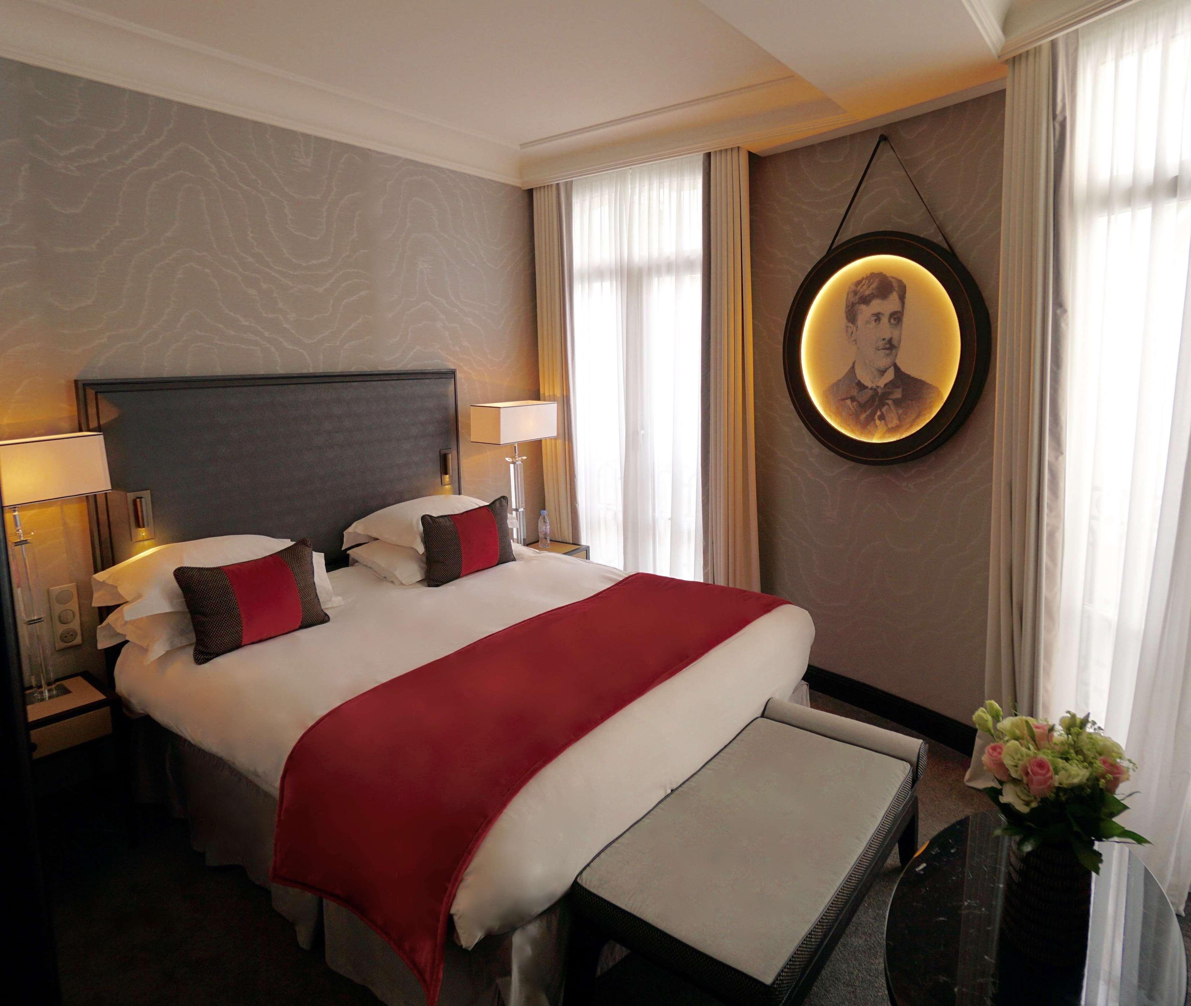 Hotel Maison Astor Paris, Curio Collection By Hilton Parigi