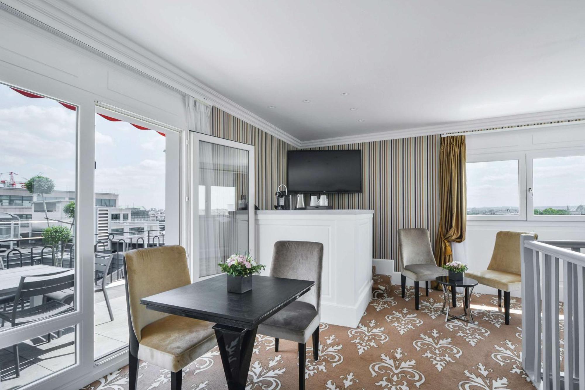Maison Astor Paris, Curio Collection By Hilton Hotel 4*