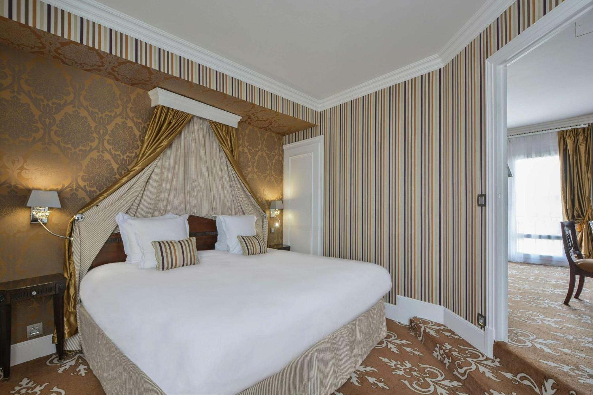 Maison Astor Paris, Curio Collection By Hilton Hotel Parigi
