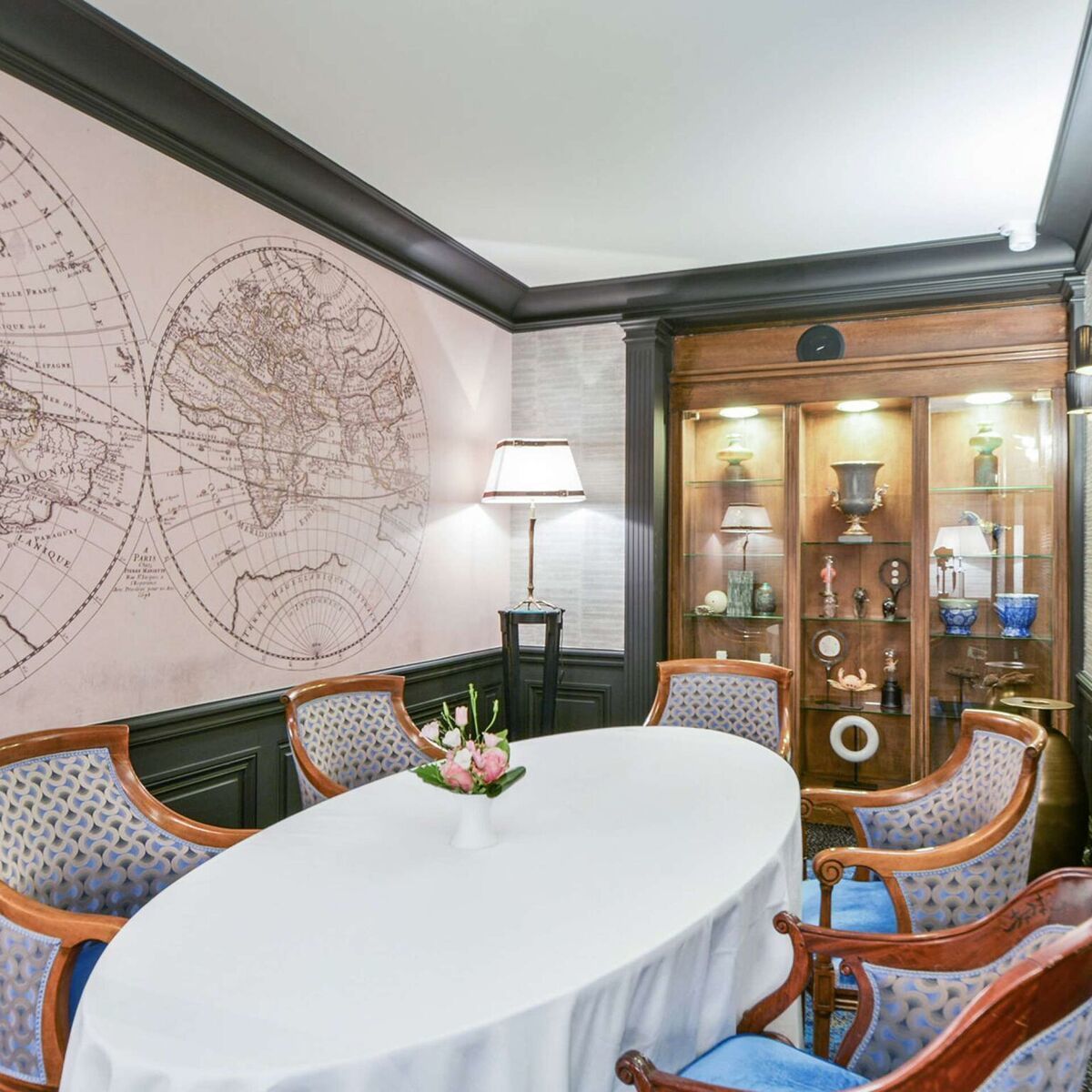Maison Astor Paris, Curio Collection By Hilton Hotel Paris